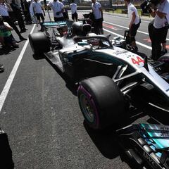 Libres 1: Hamilton manda con Alonso aún muy atrás