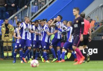 Joselu makes it 1-0 for Depor.