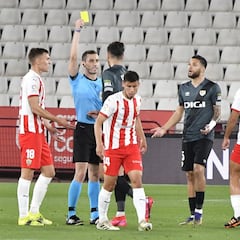 El Almería vuelve a caer en casa cuatro meses después