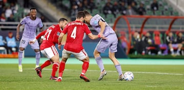 Una gran jugada de combinación dentro del área entre Ceballos y Rodrygo, incluyendo 2 pases de tacón, uno de cada uno, terminó con el brasileño rematando al fondo de la portería defendida por Mohamed El-Shenawy, que no pude hacer nada para detener el disparo de Rodrygo.