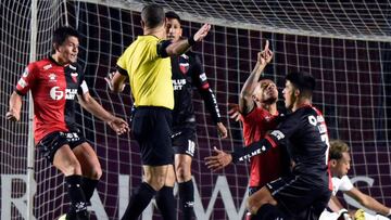 Morelo, figura en el paso de Col&oacute;n a semis de Sudamericana