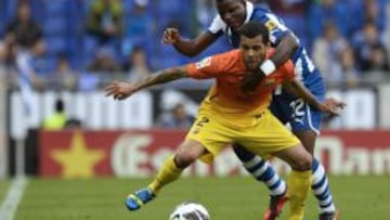 Alves: "Neymar no es una 'pop star', viene a trabajar y ayudar"