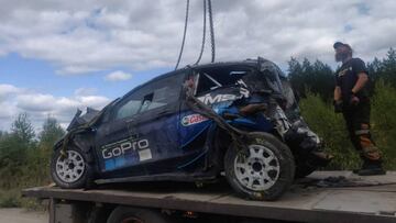 Un fuerte accidente apea a Paddon del Rally de Finlandia