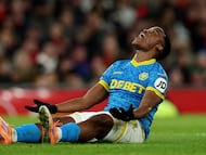 Soccer Football - Premier League - Manchester United v Wolverhampton Wanderers - Old Trafford, Manchester, Britain - December 30, 2025 Wolverhampton Wanderers' Jhon Arias reacts after a missed chance REUTERS/Phil Noble EDITORIAL USE ONLY. NO USE WITH UNAUTHORIZED AUDIO, VIDEO, DATA, FIXTURE LISTS, CLUB/LEAGUE LOGOS OR 'LIVE' SERVICES. ONLINE IN-MATCH USE LIMITED TO 120 IMAGES, NO VIDEO EMULATION. NO USE IN BETTING, GAMES OR SINGLE CLUB/LEAGUE/PLAYER PUBLICATIONS. PLEASE CONTACT YOUR ACCOUNT REPRESENTATIVE FOR FURTHER DETAILS..