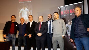 Lopetegui, Pablo blanco, Juanma Ávila, José Castro, Monchi, Navas y Joaquín Caparrós.