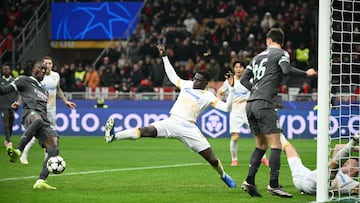 AC Milan's English forward #90 Tammy Abraham scores his team's second goal during the UEFA Champions League football match between AC Milan and Red Star Belgrade (Crvena zvezda) at San Siro stadium in Milan, on December 11, 2024. (Photo by Alberto PIZZOLI / AFP)