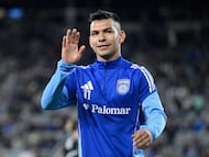 El delantero mexicano parece no contemplar una salida del equipo de la MLS pese a que recientemente se le comunicó que no entra en planes del cuerpo técnico.