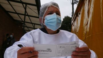 Vacunaci&oacute;n Colombia: puedo recibir la vacuna del coronavirus y de la gripe a la vez