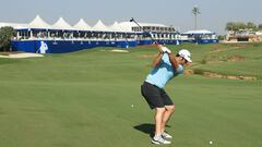 Jon Rahm sigue lanzado en Dubai; 2º a un golpe de Rose