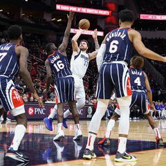 Colosal Doncic: 50 puntos, su récord de la temporada