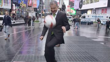 Juan Carlos Osorio en Times Square.