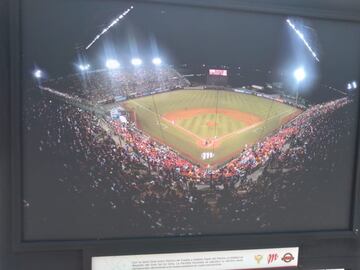 "Diablos, la novena de la ciudad", exposición fotográfica