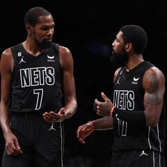 Suns roster: what contract do they have and what is the salary of Durant, CP3, Booker, Ayton...?