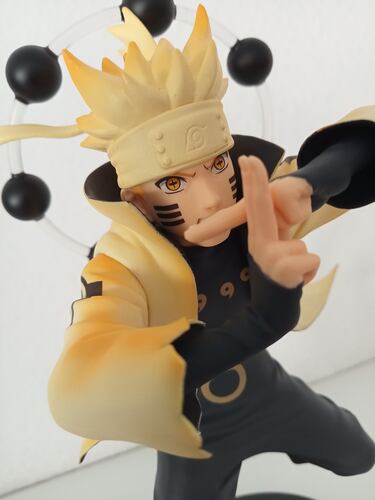 Goku y Naruto por Banpresto
