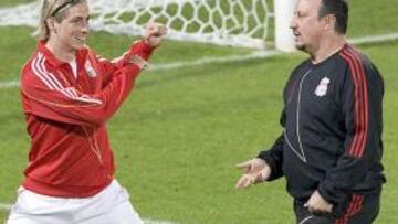 <strong>RAFA BENÍTEZ Y FERNANDO TORRES.</strong>