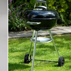 Esta barbacoa portátil de carbón de la marca Weber es todo un éxito en Amazon