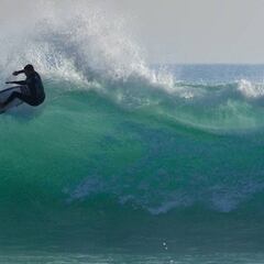 Gony Zubizarreta se lleva el VI Open Surf Yerbabuena