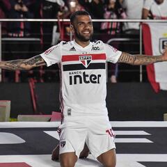 15 fichajes que en el verano dejaron Europa para jugar en América