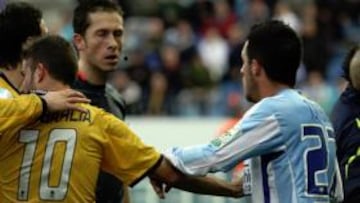 <b>LA JUGADA CLAVE. </b>Jesús Gámez, en el momento en el que fue expulsado por González González el pasado domingo ante el Espanyol.