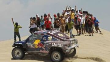 Al-Attiyah se lleva la etapa y Peterhansel mantiene el liderato
