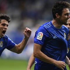 Borja tira del Oviedo