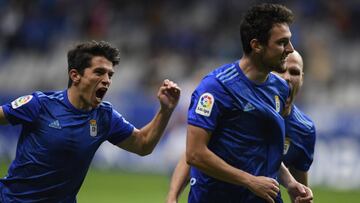 Borja tira del Oviedo