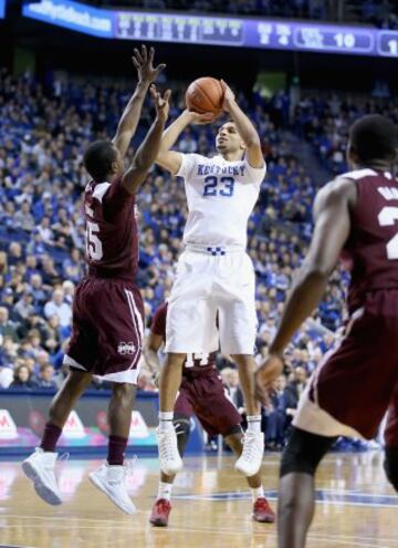 JAMAL MURRAY: Kentucky. Un jugador a la antigua usanza, que madura las jugadas en barricas de roble francés