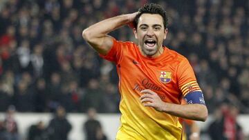 Xavi Hernández celebra su tanto marcado de penalti.