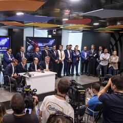 Todos los clubes, menos el Real Madrid, apoyan a Tebas y LaLiga para jugar viernes y lunes