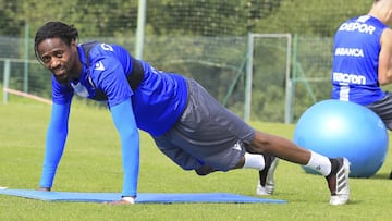 13/05/20  ENTRENAMIENTO DEL DEPORTIVO DE LA CORU&Ntilde;A   CORONAVIRUS COVID-19
 abdoulaye ba 