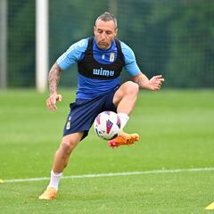 Cazorla vuelve a La Rosaleda entre la nostalgia y la necesidad