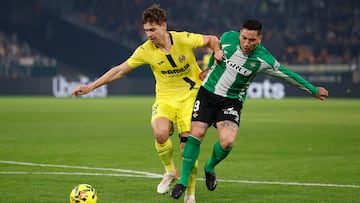 Chimy Ávila, con Foyth.