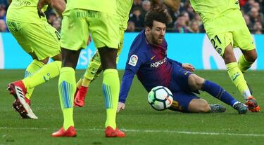 Barcelona must sweat for LaLiga - Valverde