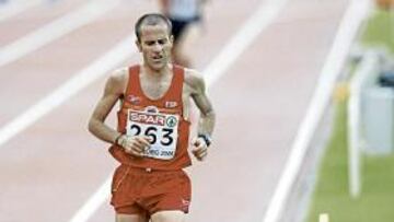 Rey, plusmarquista español.