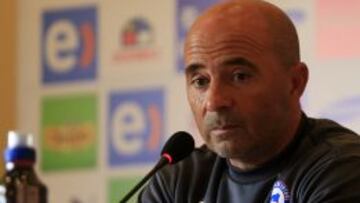 Jorge Sampaoli durante la conferencia de prensa de este jueves en Quil&iacute;n. 