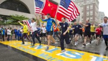 3.000 personas cubren la milla final de la Maratón de Boston