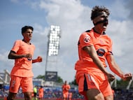 Soccer Football - LaLiga - Getafe v FC Barcelona - Estadio Coliseum, Getafe, Spain - April 25, 2026 FC Barcelona's Fermin Lopez celebrates scoring their first goal REUTERS/Isabel Infantes TPX IMAGES OF THE DAY