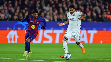 0-1. Gran pase de Nathaniel Brown a la carrera de Ansgar Knuff, que supera a Álex Balde en la disputa del balón, y que finaliza con un zurdado cruzado para batir a Joan García.