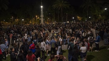 Las fuertes multas por beber en la calle que pondrá Barcelona