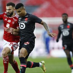 El Atlético apura el mercado