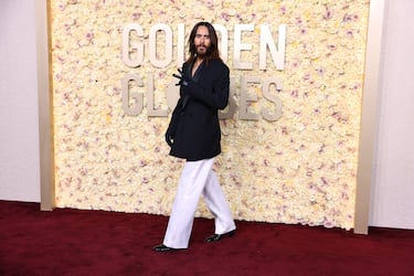Jared Leto durante la alfombra roja de la 81ª edición de los Globos de Oro que se ha celebrado en el Beverly Hilton de Los Ángeles.
