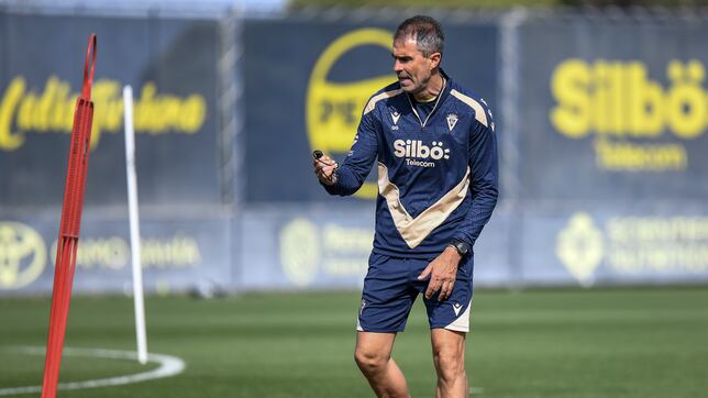 El Cádiz tiene pesadillas con un Elche que asusta