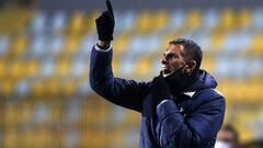 "En otro lado no trabajarías": el enojo de Poyet con periodista