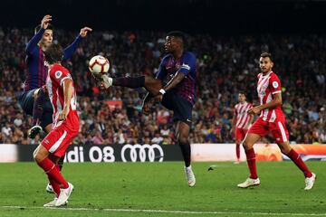 Nelson Semedo y Gerard Piqué.