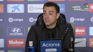 “Tradúceme esto”: la pregunta que dejó a Xavi así de perplejo en rueda de prensa