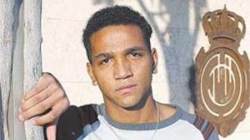 <b>CODICIADO. </b>Los clubes europeos más importantes suspiran por el fichaje del joven Nsue.