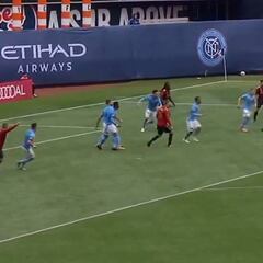 ¡Golazo de Carmona ante el New York City de Pirlo y Villa!