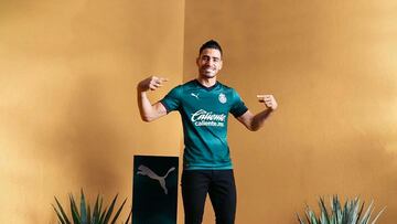 Chivas presenta su tercera indumentaria
