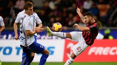 Joachim Andersen defiende una acci&oacute;n ante el Mil&aacute;n.