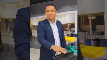 Iván Bartón dejó la CDMX en medio de reclamos de hondureños